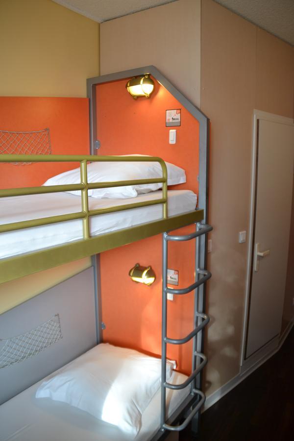 Auberge De Jeunesse Hostel Ла Рошел Екстериор снимка